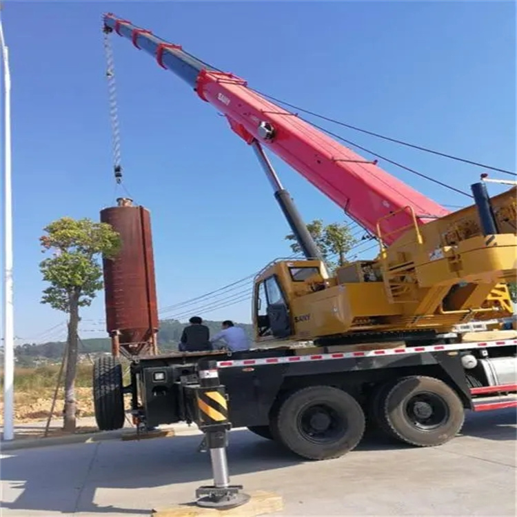 彬村山华侨农场专业吊车租赁多少钱