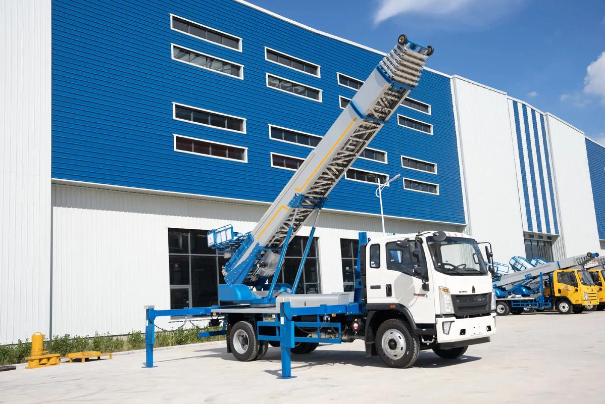 彬村山华侨农场小型云梯车上料车租赁多少钱